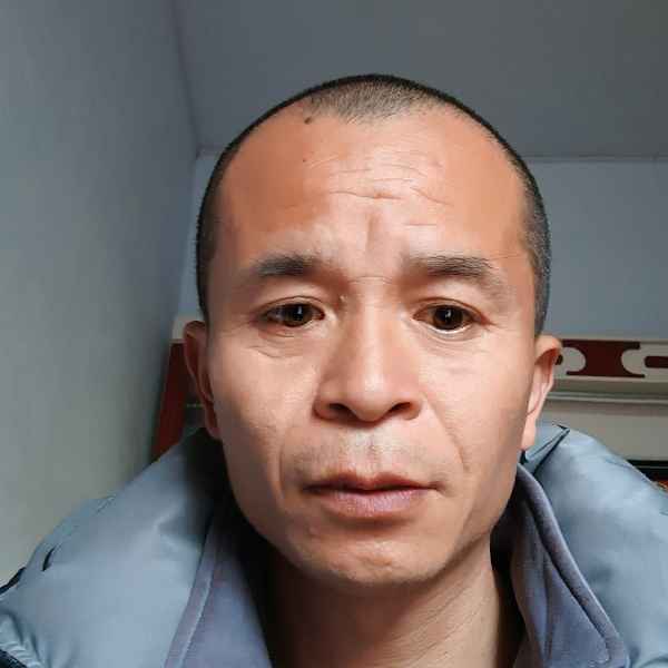 43岁岁河南单身帅哥 - 唐山吉缘网