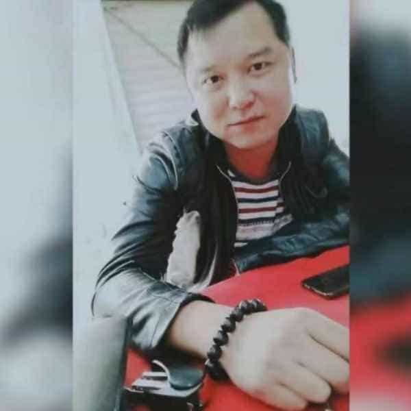 40岁岁湖南单身帅哥 - 唐山吉缘网